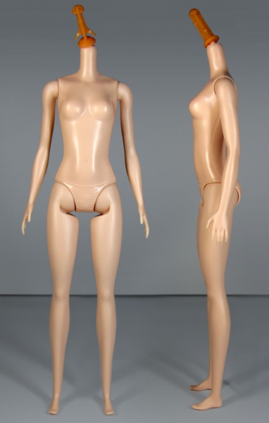 Файл:2015 Original Fashionistas Barbie Body 02.jpg