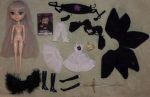 Миниатюра для Файл:Pullip Suigintou outfit.jpg