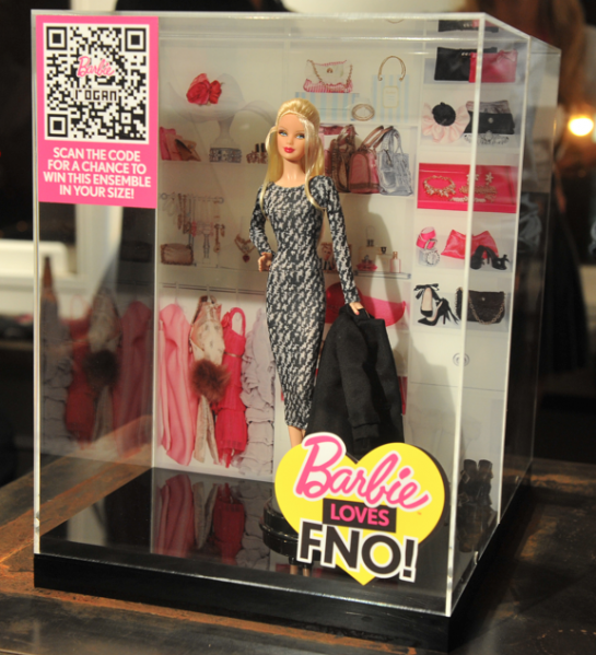 Файл:Barbie loves FNO 09.png