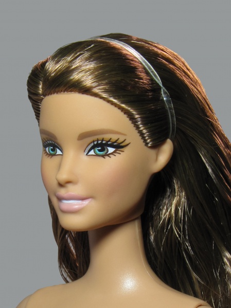 Файл:Nesya Barbie Mold 1 2.jpg