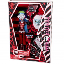 Monster High Ghoulia Yelps box.jpg