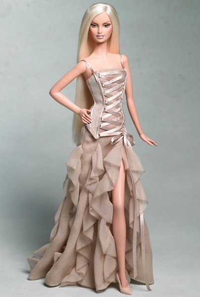Файл:2004 Versace Barbie.jpg