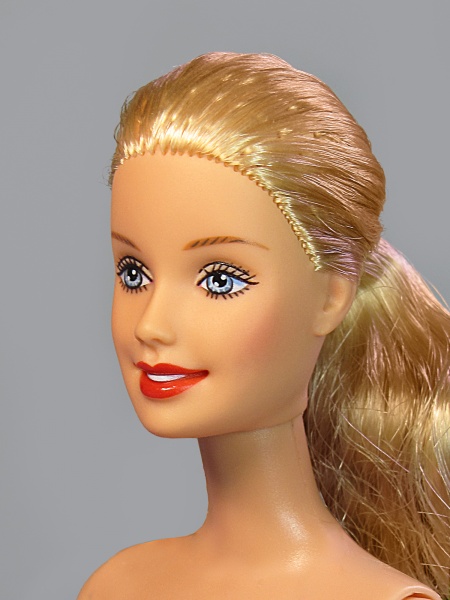 Файл:GG-CEO Barbie Mold 1-2.jpg