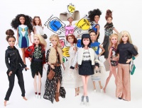 13 Haute Makeover Barbie 01.jpg