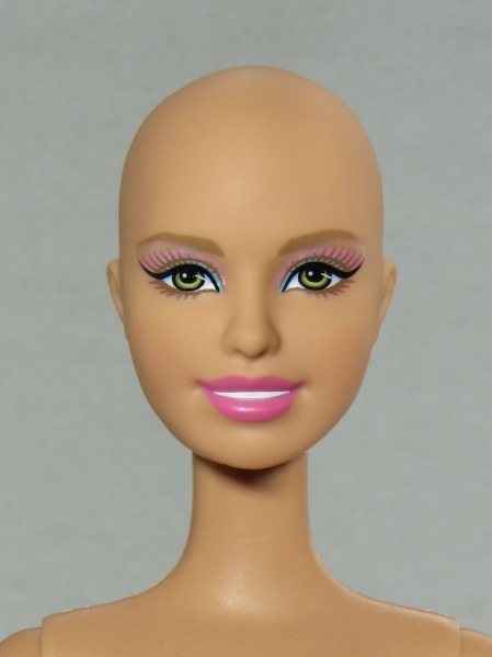 Файл:New Summer Barbie Bald Mold 1 1.jpg