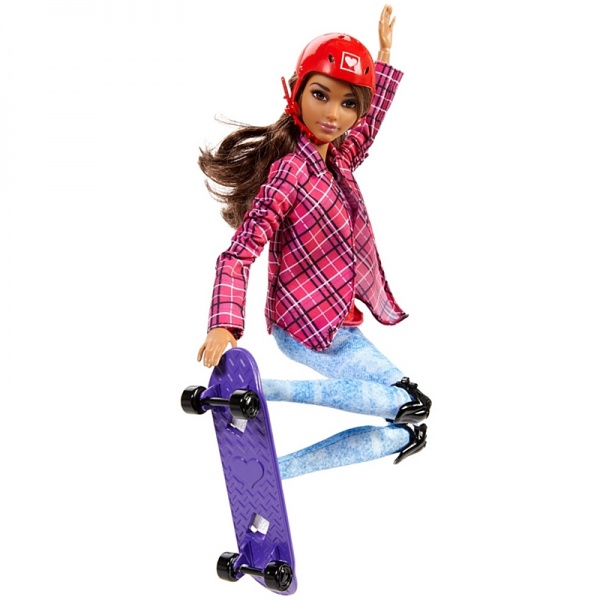 Файл:2017 Made To Move Barbie Skateboarder 04.jpg