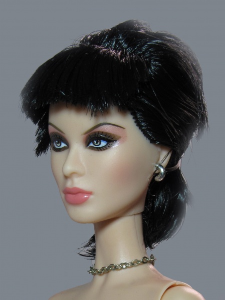Файл:Nichelle Urban Hipster Barbie Mold 1 2.jpg