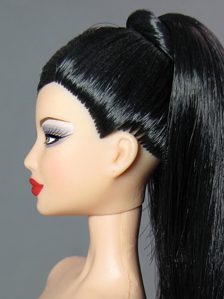 Файл:Kayla-Lea Barbie Mold 3.jpg