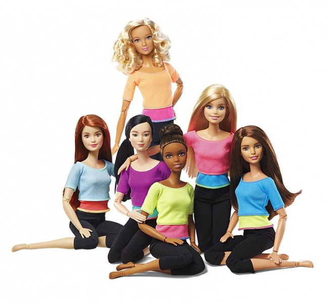 Файл:2015 Barbie Made to Move Full 1 wave.jpg
