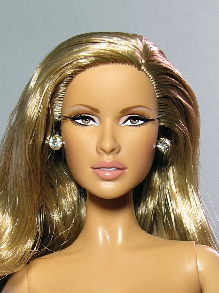 Файл:Daria Barbie Mold 1.jpg