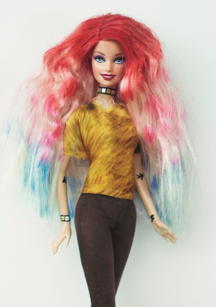 Файл:Barbie by BLEACH 07.jpg