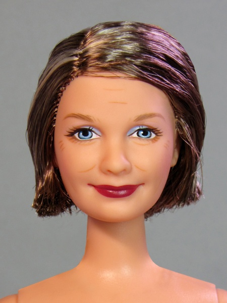 Файл:Grandma'98 Barbie Mold 1.jpg