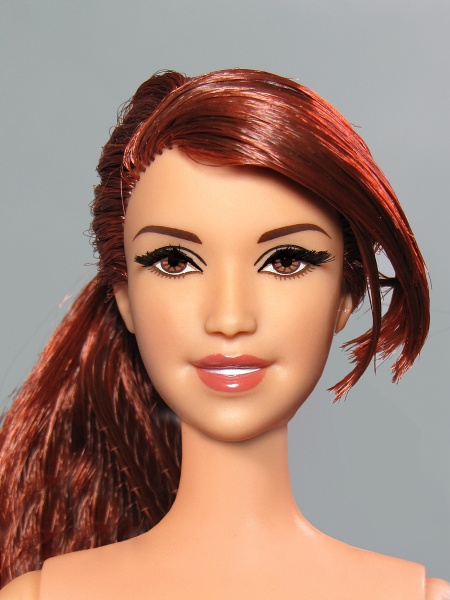 Файл:Stardoll Barbie Mold 2-1.jpg