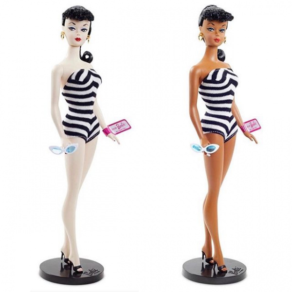 Файл:2020 Barbie Signature Mattel 75th Anniversary Doll 06.jpg