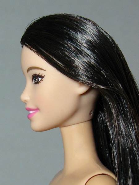 Файл:New Asian Barbie Mold 3.jpg