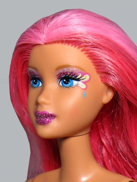 Файл:Fairytopia Barbie Mold 02 2.jpg
